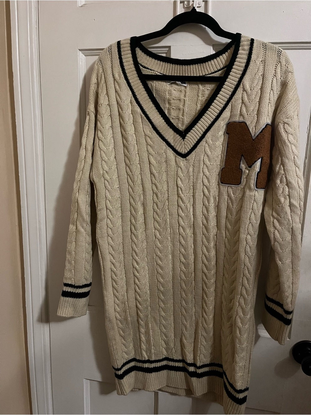 Cream Cable-Knit V-Neck Sweater dress with Brown Applique